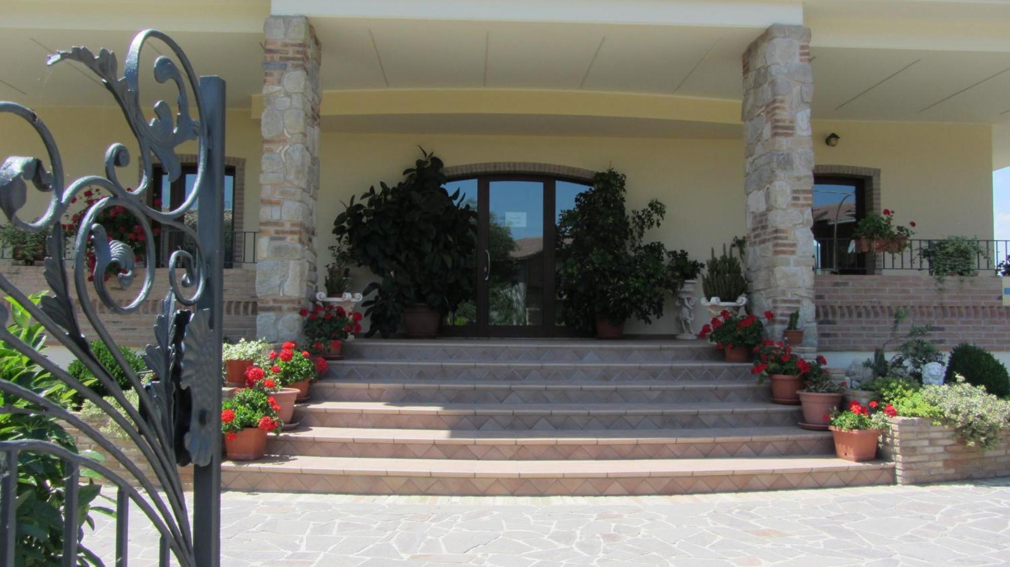 Locanda Del Parco Hotel Colledara Exterior foto